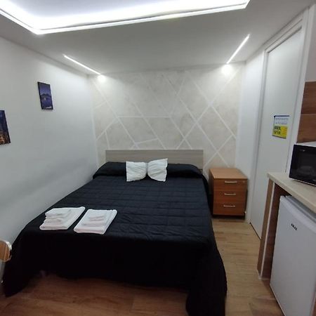 Casa Nina- Camera Ischia Apartment Naples Luaran gambar